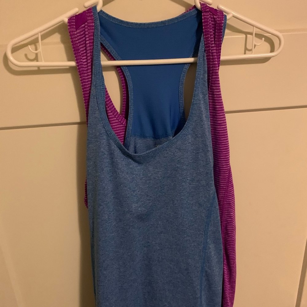 Workout tank top